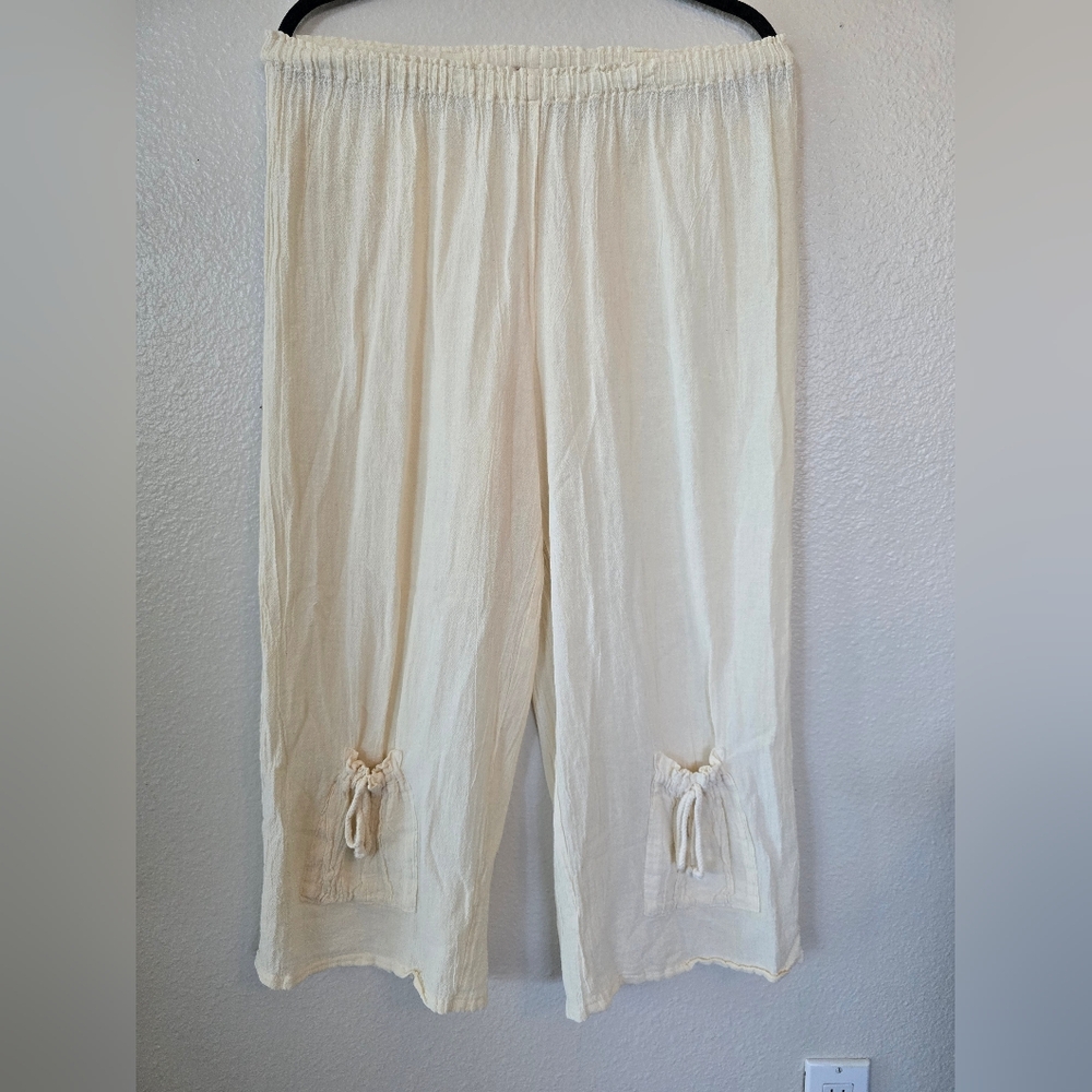 Oh My Gauze Cream Ankle Cropped Pants